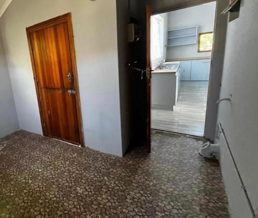 3 Bedroom Property for Sale in Heuwelkruin Eastern Cape